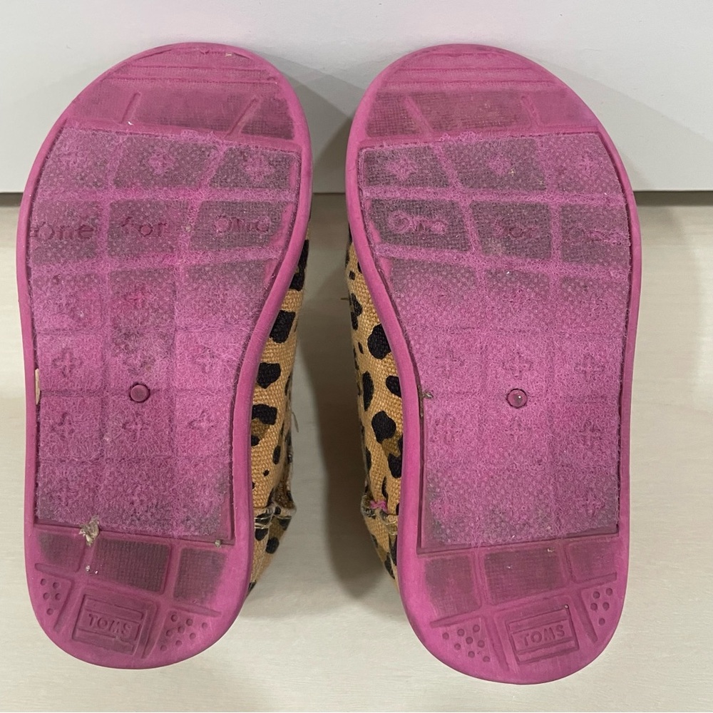 Toms Tiny Toddler Leopard Print Canvas Boots w/ Pink Details Size Toddler 6 - Picture 11 of 13